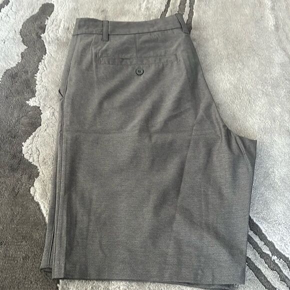 Hang Ten Men’s Hybrid Short - Picture 9 of 9